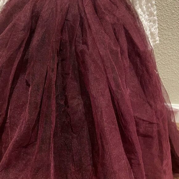 NWOT Princess Long Sleeve Backless Dress Size 5 - Picture 5 of 9